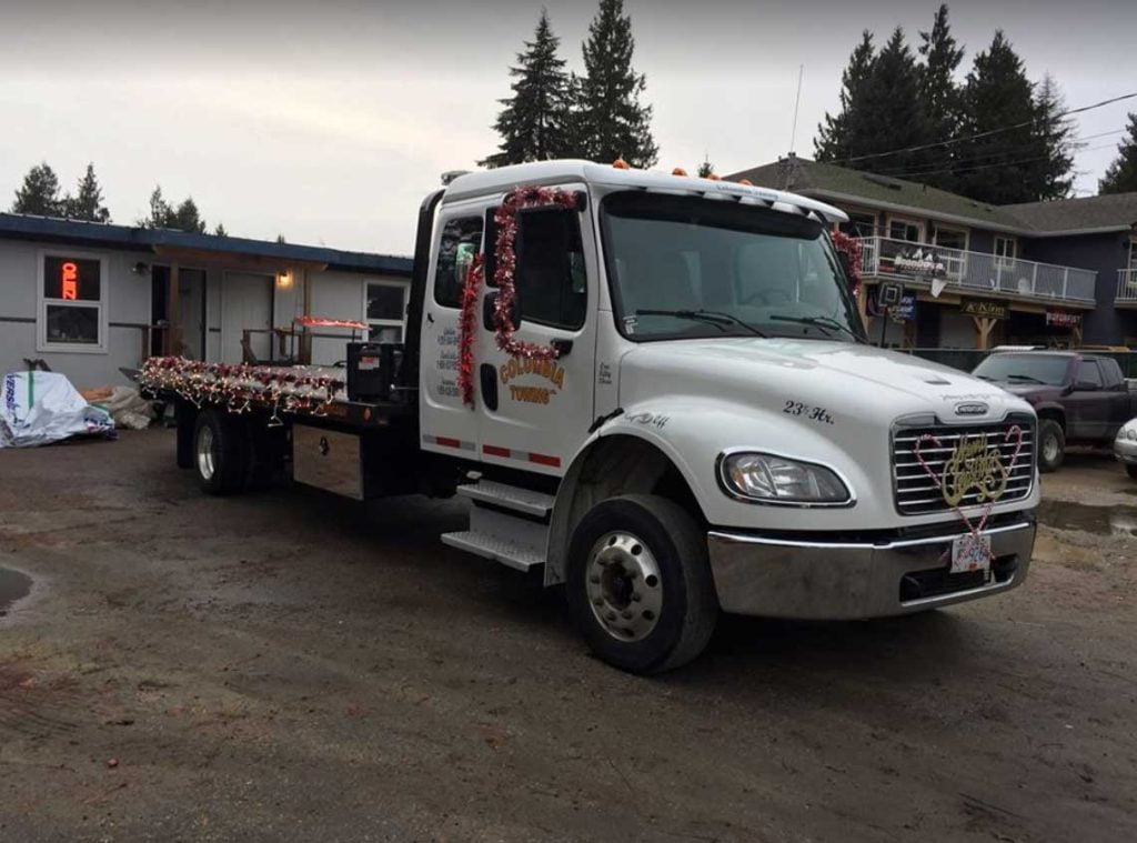 24 hour towing service around Sicamous, BC